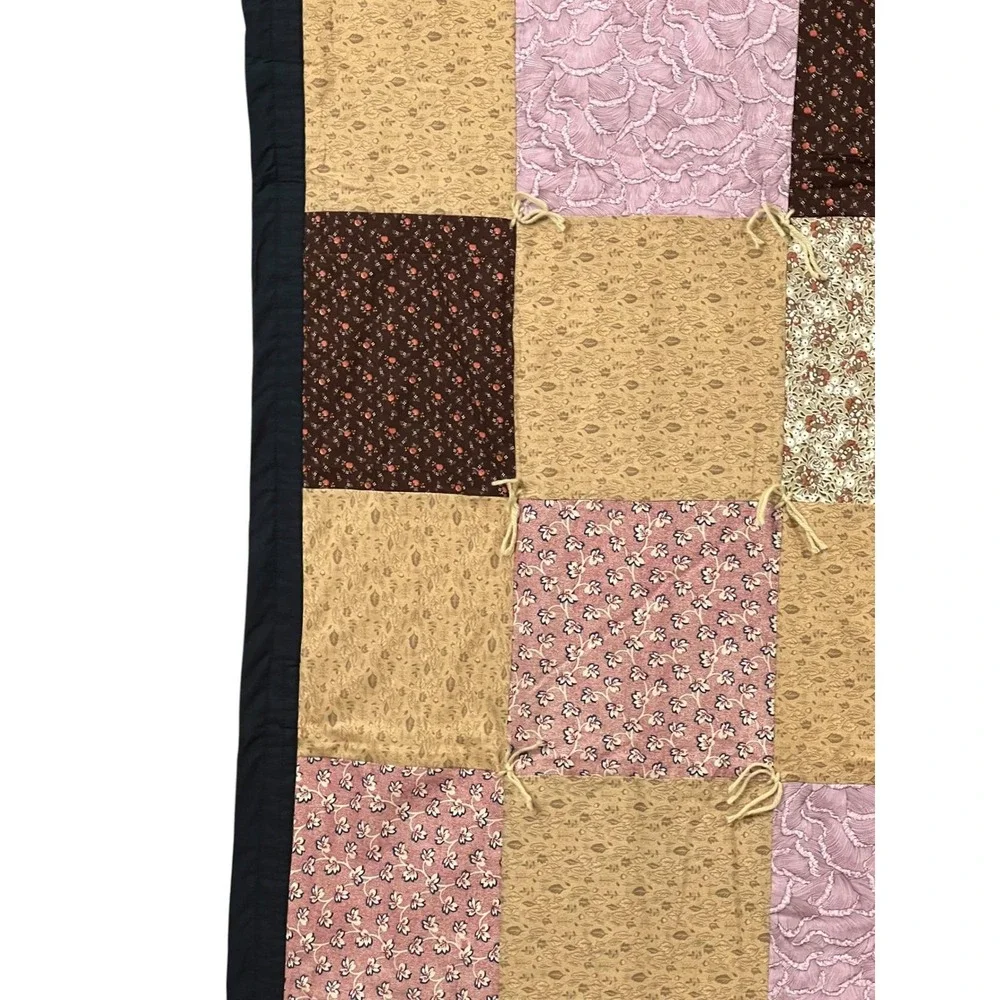 Vintage Twin Patchwork Quilt‎ 63x88 Hand Tied Cottage Farmhouse Quilt